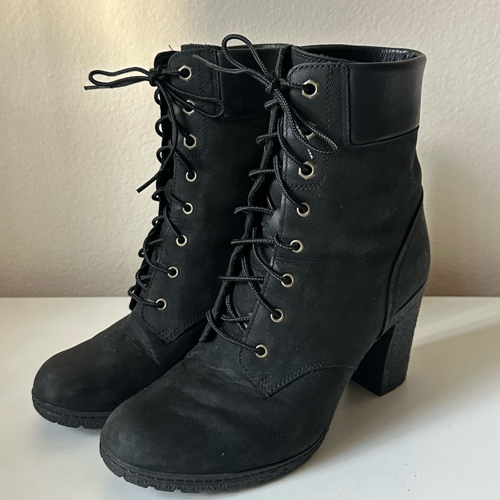 [Timberland] Black Lace-Up Boots